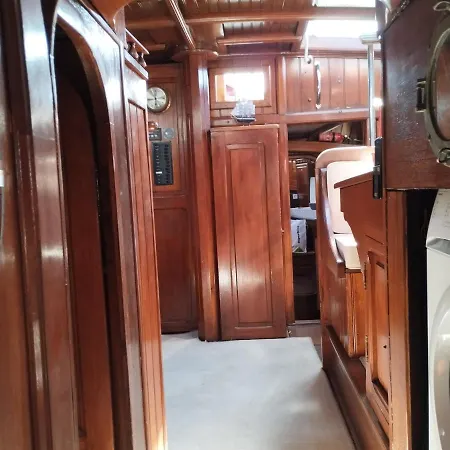 1983 * 大加那利岛拉斯帕尔马斯