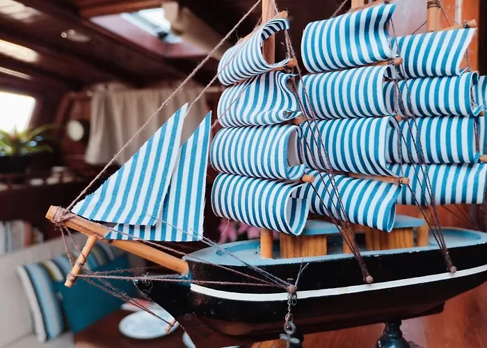 Hotel en barco 1983 Las Palmas de Gran Canaria